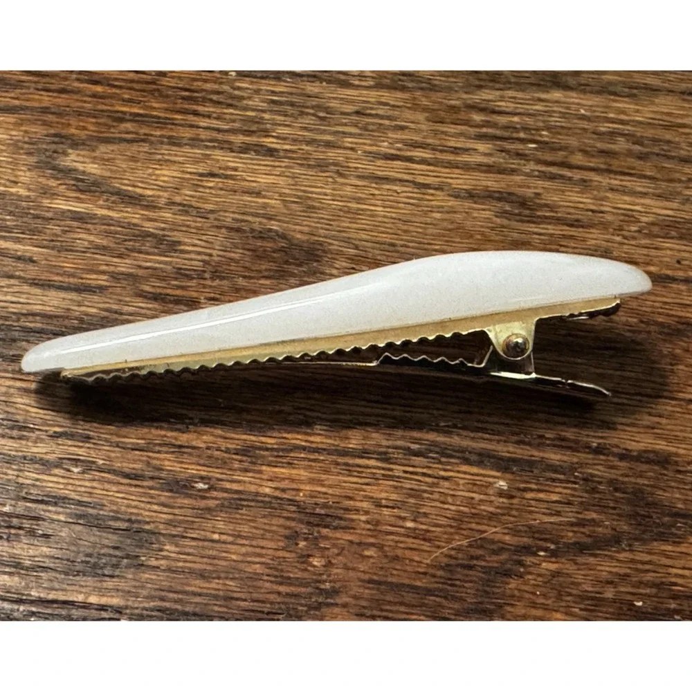 White Plastic ? Hair Barrette Clean Girl‎ Boho Chic Minimalist Neutral Cottage